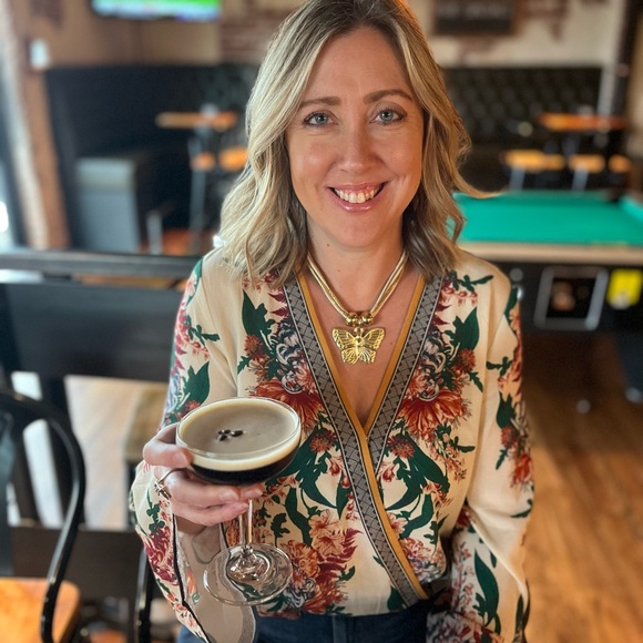 Meet the Posher - Picture 6 of 6